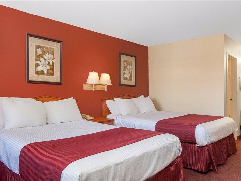 America'S Best Value Inn & Suites Bakersfield Central Eksteriør bilde