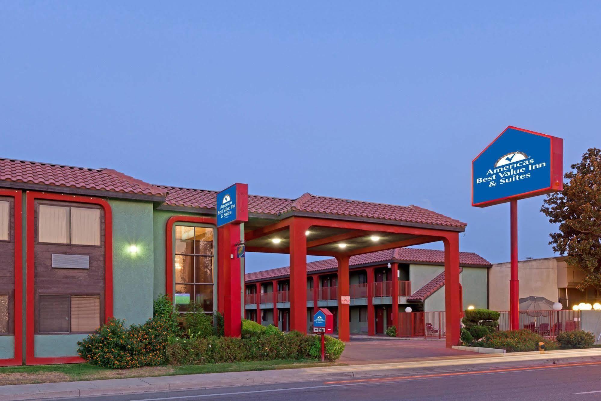 America'S Best Value Inn & Suites Bakersfield Central Eksteriør bilde