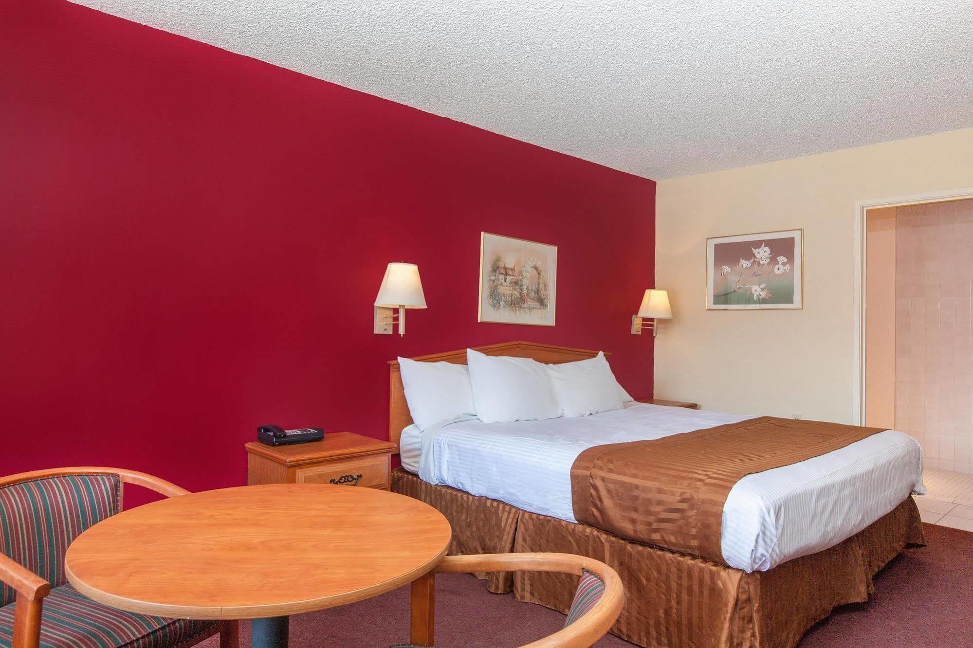 America'S Best Value Inn & Suites Bakersfield Central Eksteriør bilde